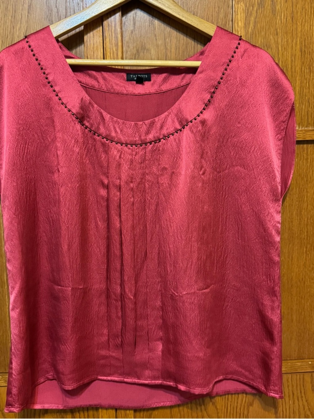 Talbots 100% Silk Red Blouse Size 14 Beaded Neckline Cap Sleeve Elegant Top